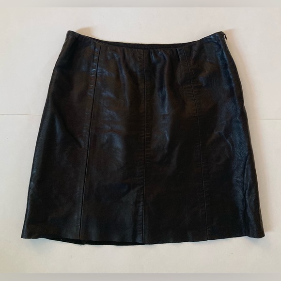 Club Monaco Leather Mini Skirt size 2 - Picture 1 of 3
